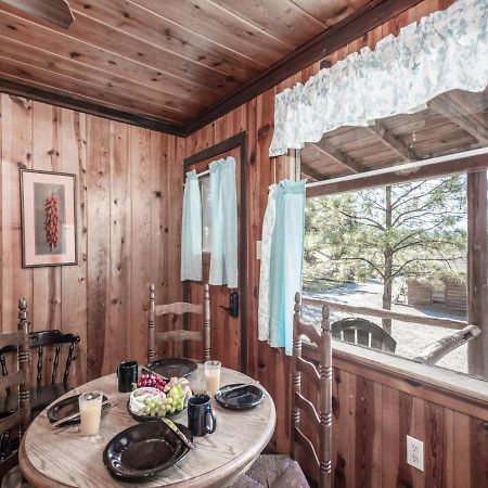 Tiny Two, 2 Bedrooms, Midtown, Sleeps 4 Ruidoso Bagian luar foto