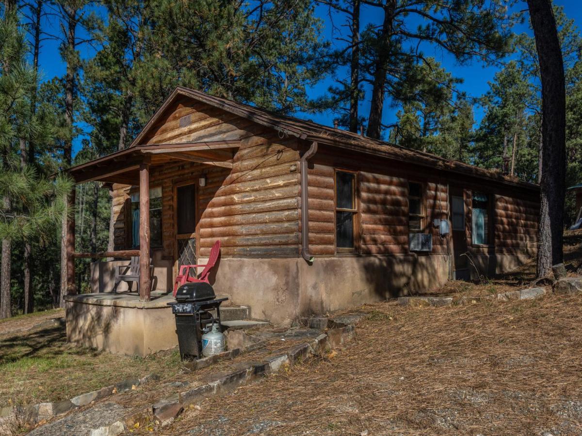 Tiny Two, 2 Bedrooms, Midtown, Sleeps 4 Ruidoso Bagian luar foto