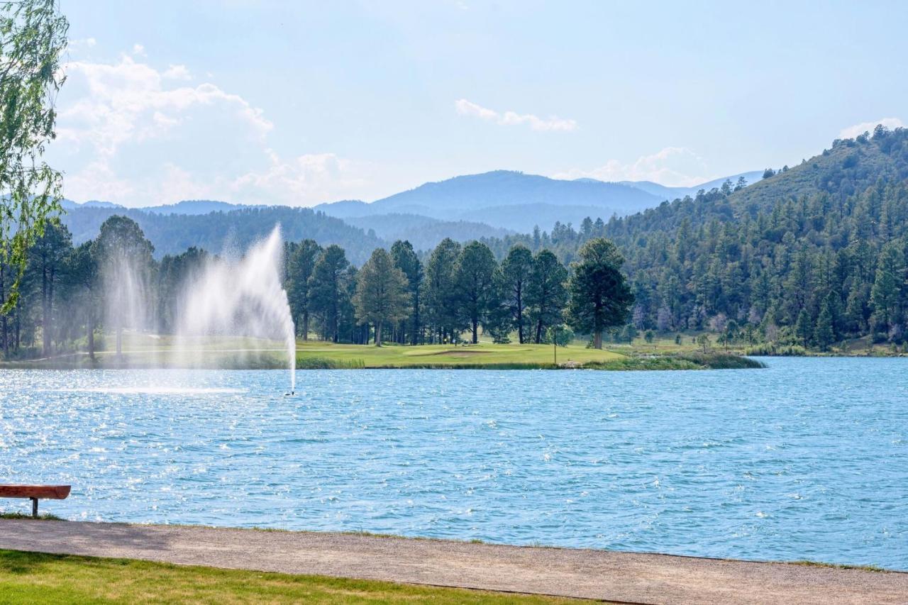 Tiny Two, 2 Bedrooms, Midtown, Sleeps 4 Ruidoso Bagian luar foto