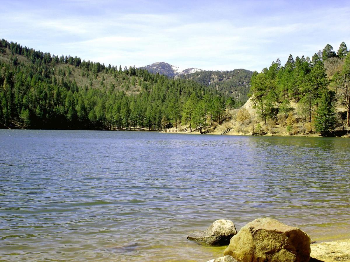 Tiny Two, 2 Bedrooms, Midtown, Sleeps 4 Ruidoso Bagian luar foto
